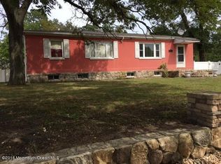 18 Silver Bay Rd, Toms River, NJ 08753