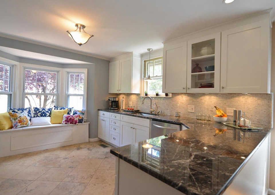 1st image of 154 W Dominion Blvd