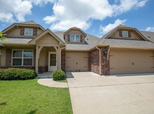 13722 S 90th Ave, Bixby, OK 74008