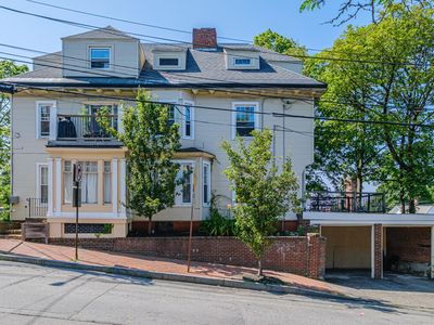3 Crescent Street, Portland, ME, 04102