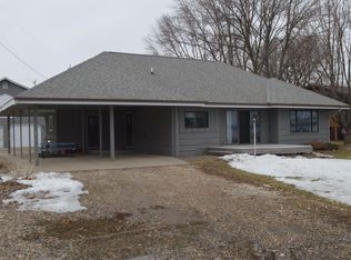 364 Lake Ave N, Spicer, MN 56288
