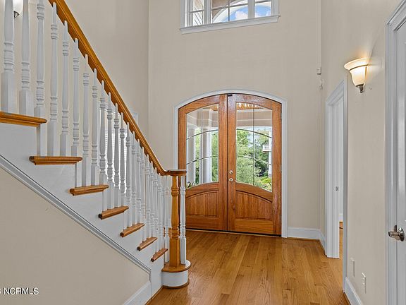 5th image of 104 Hardwick Lane