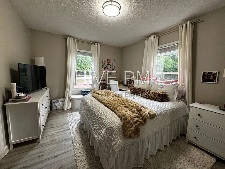 229 Congress Ave #229 — Photo 19
