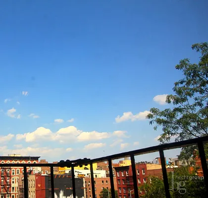 Rented by Hecht Group | media 12