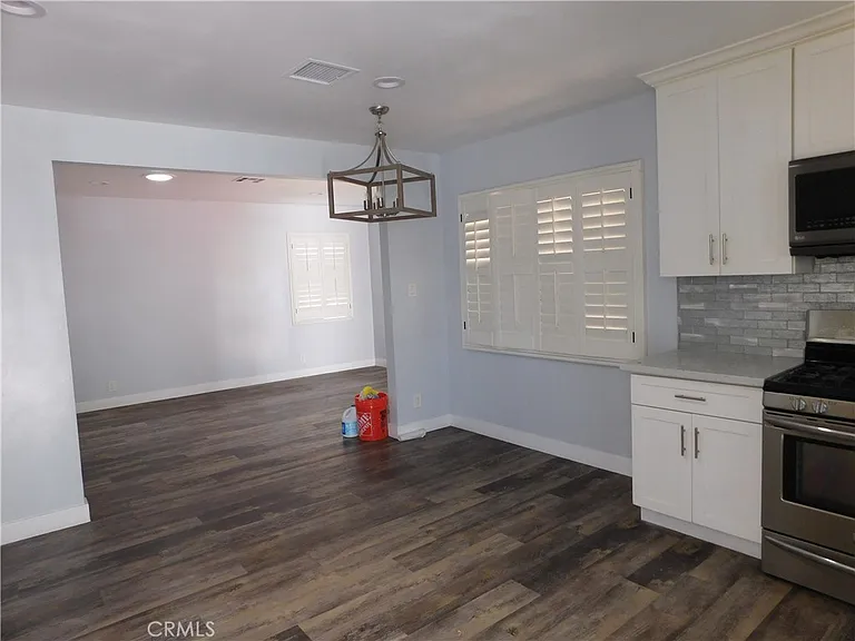10414 Dorothy Ave — Photo 5
