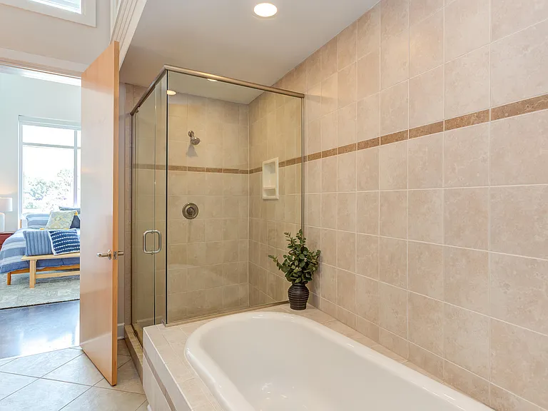 2608 Erwin Rd #417 — Photo 28