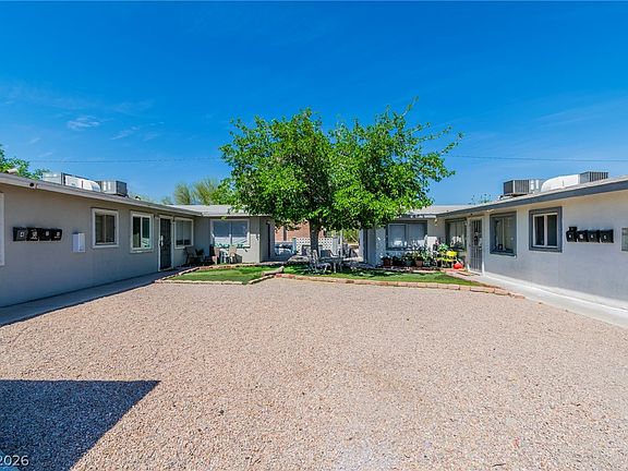 3rd image of 2508 E Mesquite Ave