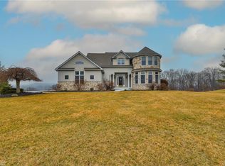 626 Kathleen Dr, Nazareth, PA