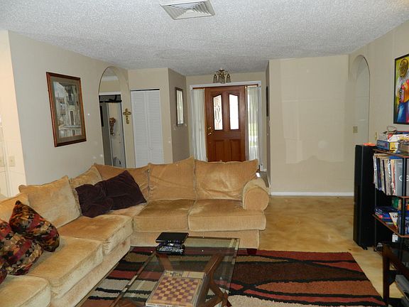 5th image of 2618 Witley Ave