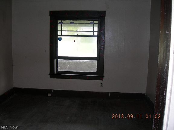 5th image of 543 E Boston Ave S