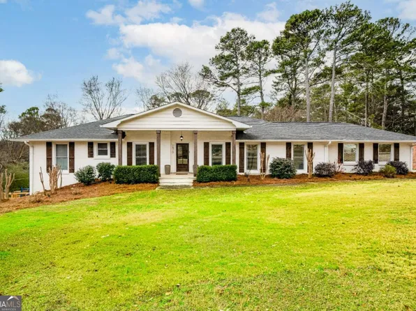 1570 King Arthur Ct SE, Smyrna, GA 30080