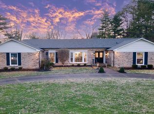 1621 Covington Dr, Brentwood, TN 37027