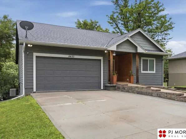 4423 R St, Omaha, NE 68107