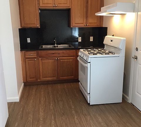 4th image of 395 S Buena Vista Ave APT 2