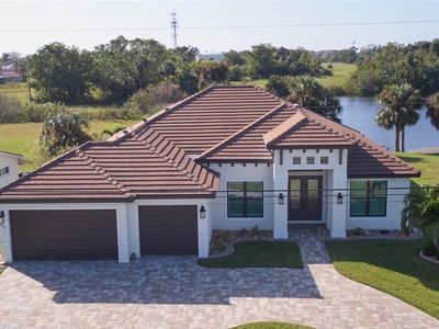 506 Wildwood Pkwy, Cape Coral, FL, 33904