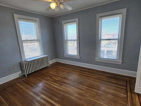 (undisclosed Address), Farmingdale, NY 11735