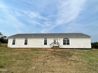 1208 17th Ave SW, Watford City, ND 58854