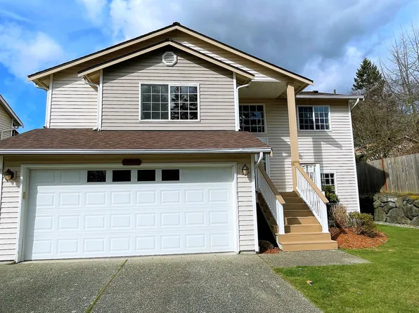 820 210th Pl SW, Lynnwood, WA 98036