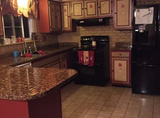 6301 Longford Rd, Huber Heights, OH 45424