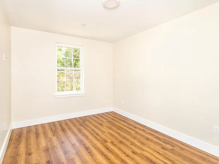 12 Furnace Ave #4 — Photo 6
