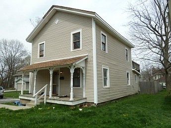 1st image of 606 E Pike St