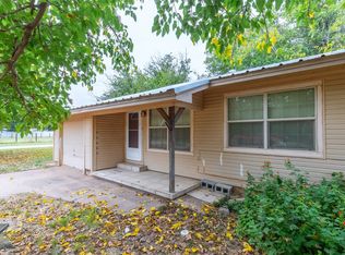 1004 N 9th St, Haskell, TX 79521