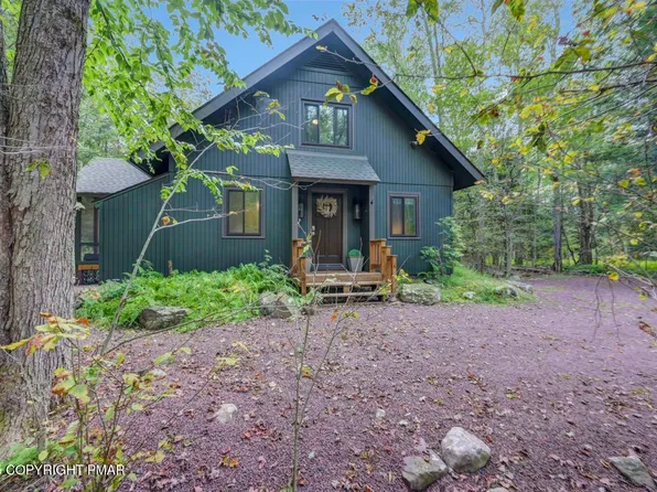 1169 Deer Trail Rd, Pocono Pines, PA 18350