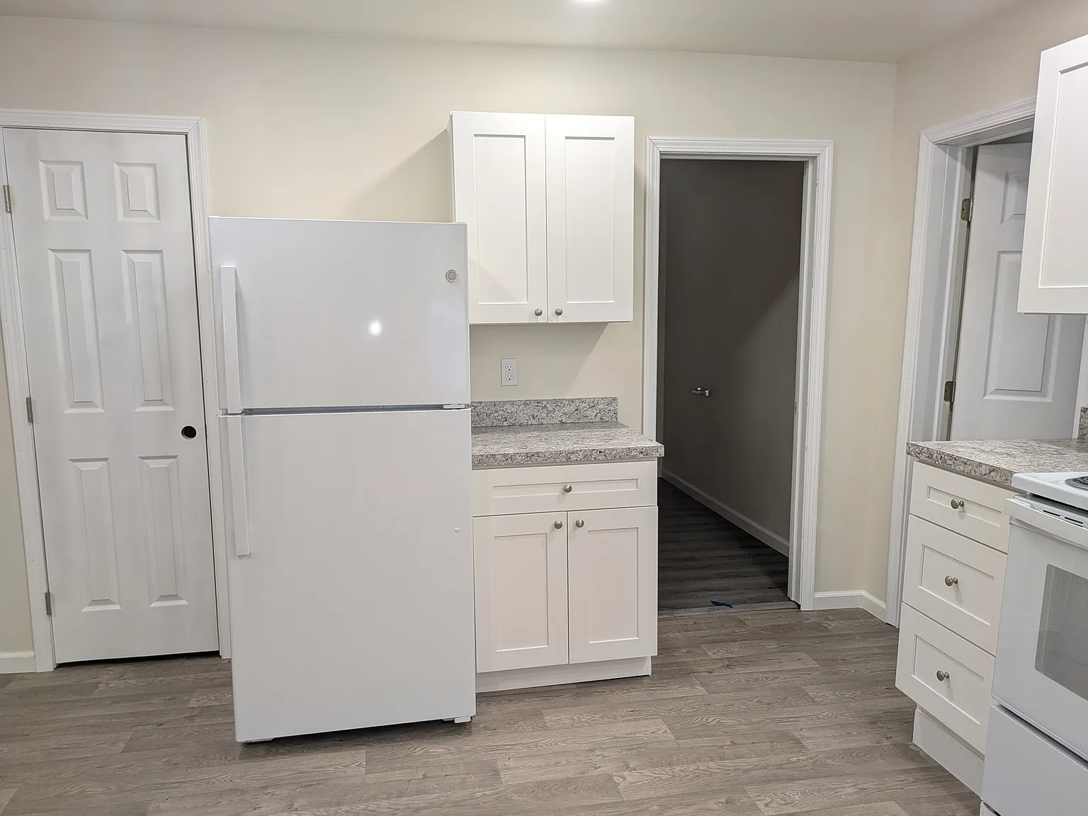 2 bed, $875 — Photo 2
