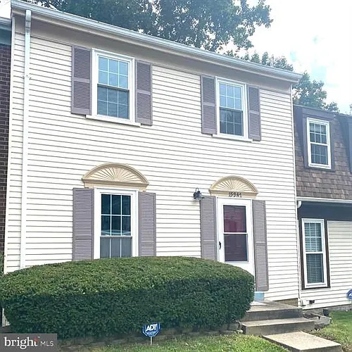 15947 Dorset Rd Photo 1