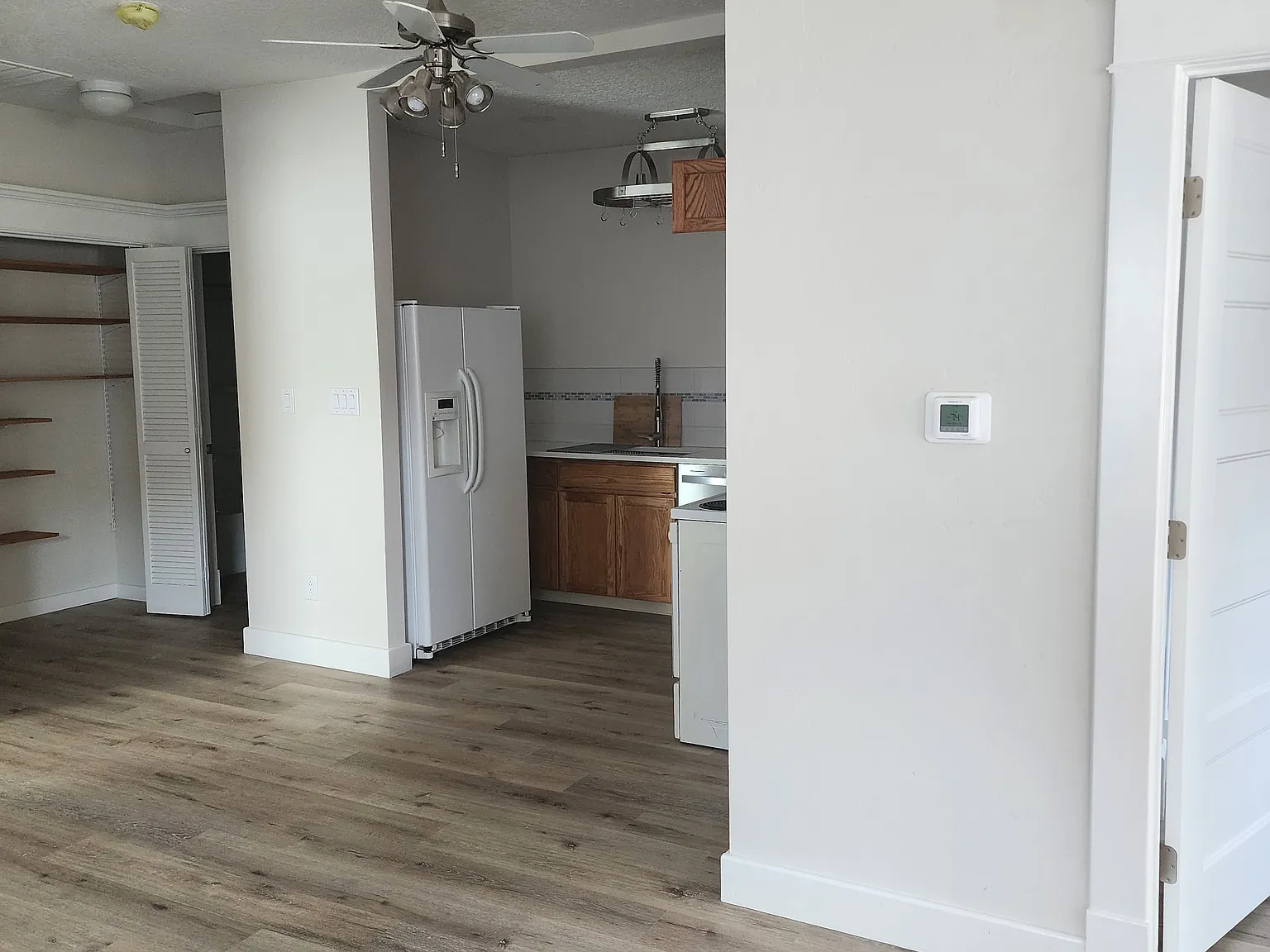 2 bed, 1.5 bath, 1010 sqft, $1,450 — Photo 4