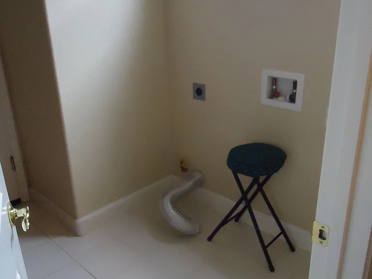 4992 Beach Wood Ct — Photo 21