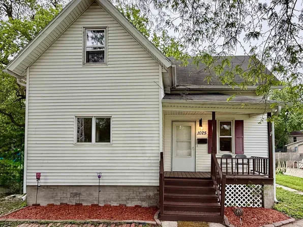 1025 Lincoln St, Galesburg, IL 61401