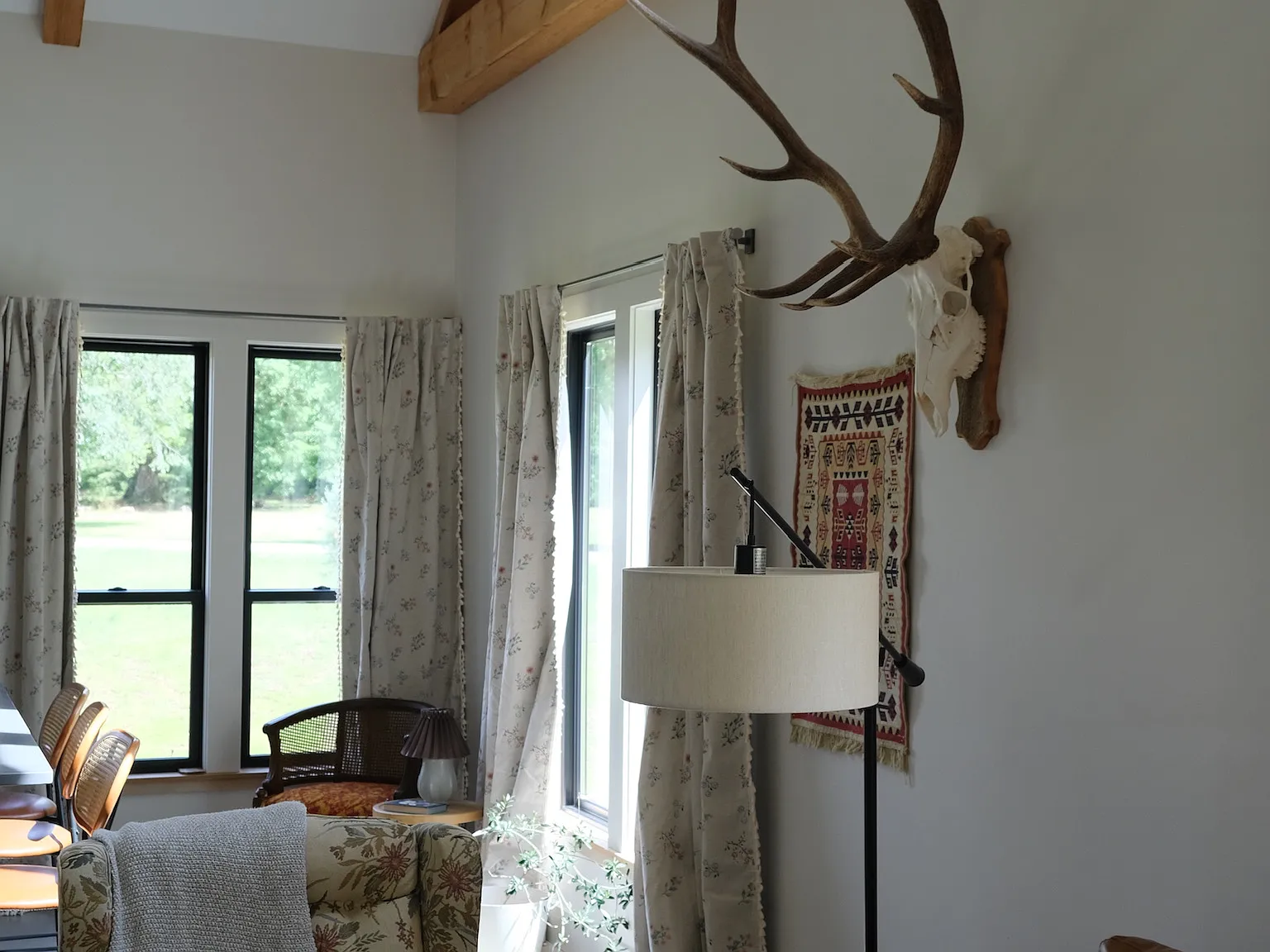 3 bed, 1176 sqft, $2,090 — Photo 2