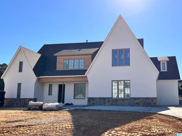 2259 Five Oaks Ln, Birmingham, AL 35243