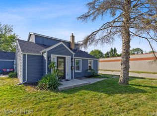 2931 Rochester Rd, Royal Oak, MI 48073