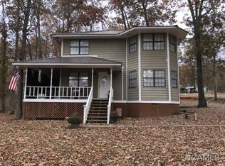 112 Crooked Hill Private Dr, Falkville, AL 35622