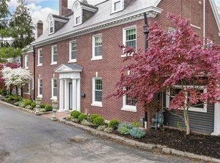 55 Walnut Ln, Dayton, OH 45419