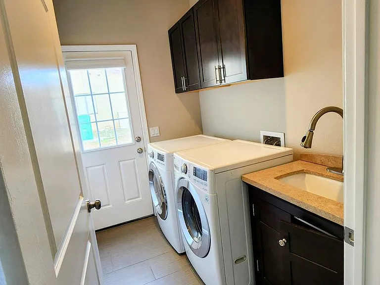 58064 Bonanza Dr — Photo 16