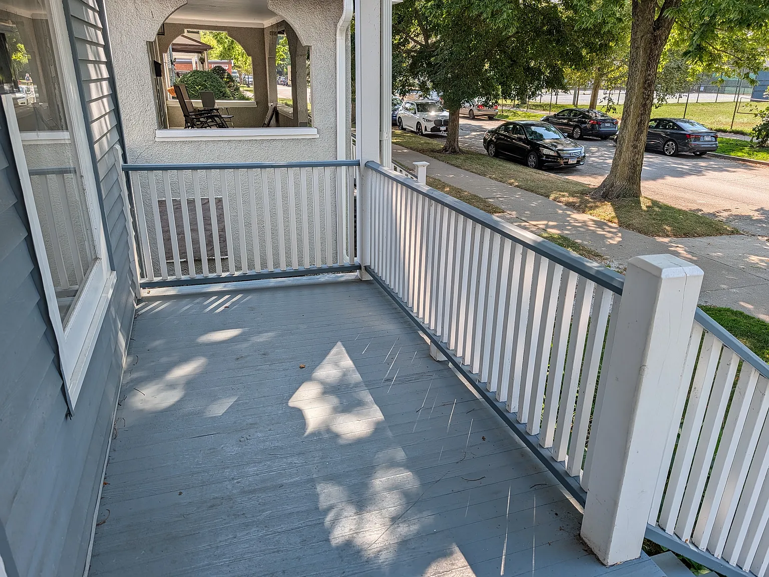 2 bed, 1.0 bath, $3,400 — Photo 2