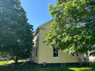 109 Market St, Gridley, IL 61744