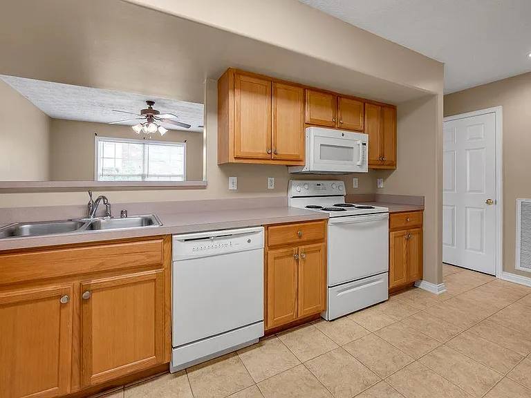 1022 Fiddler Creek Way — Photo 8