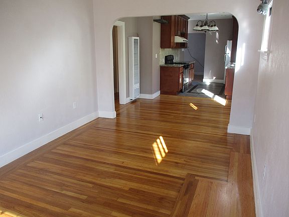 3rd image of 621 Cornell Ave