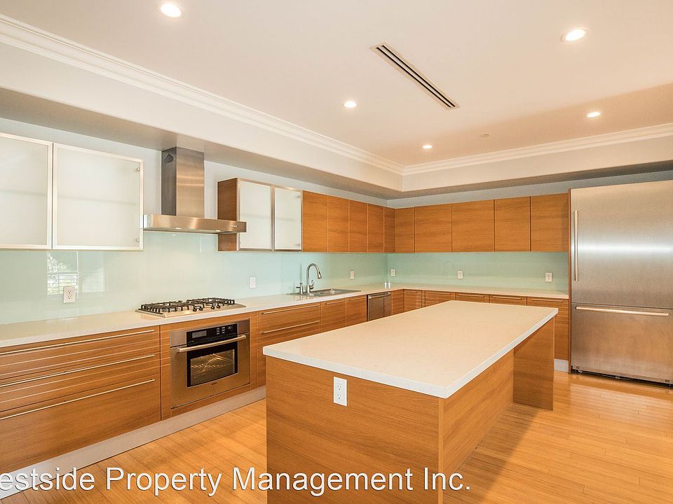 1st image of 1283 Havenhurst Dr Unit 408