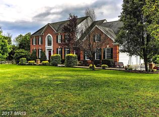 60 Coachman Run Rd, Martinsburg, WV 25404