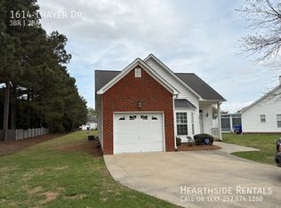 1614 Thayer Dr, Winterville, NC 28590
