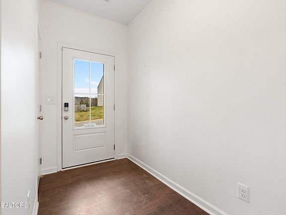 4th image of 2359 Stream View Ln