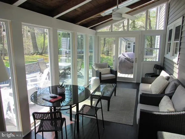 11903 Latigo Ln — Photo 14