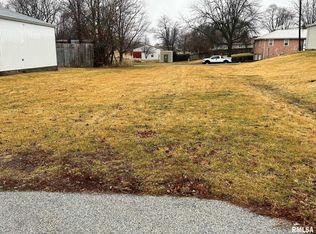 205 W Edgington St, Reynolds, IL 61279