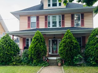 43 Terry Pl, Bridgeport, CT 06606