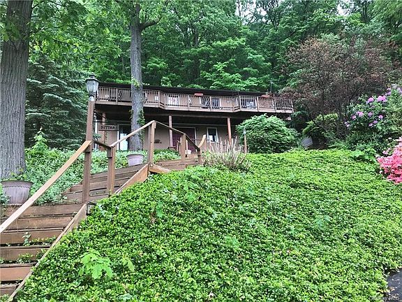 3rd image of 38 Edgemere Ave